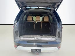 Land Rover Discovery Gemini Edition AWD 2026 — side view