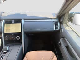 Land Rover Discovery Gemini Edition AWD 2026 — side view