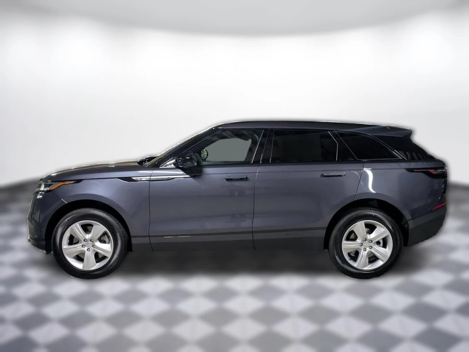 Land Rover Range Rover Velar S P250 2026 — side view