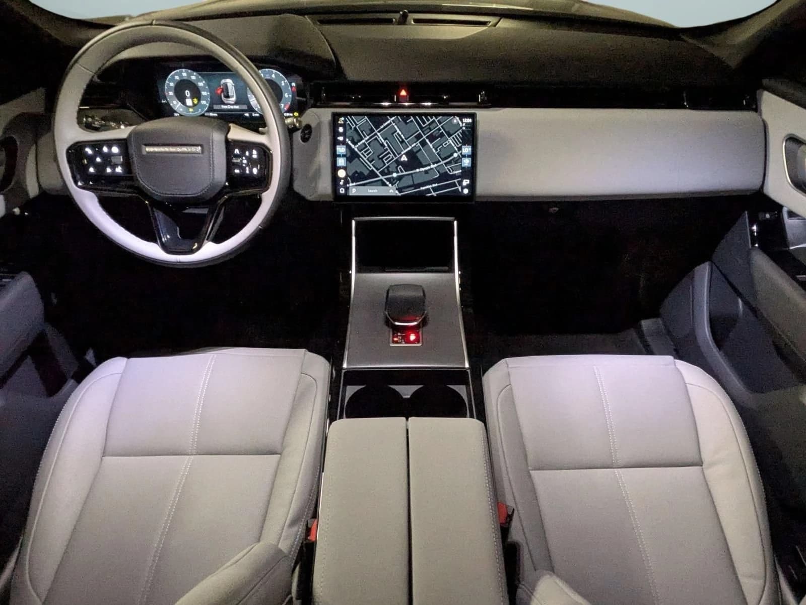 Land Rover Range Rover Velar S P250 2026 — side view