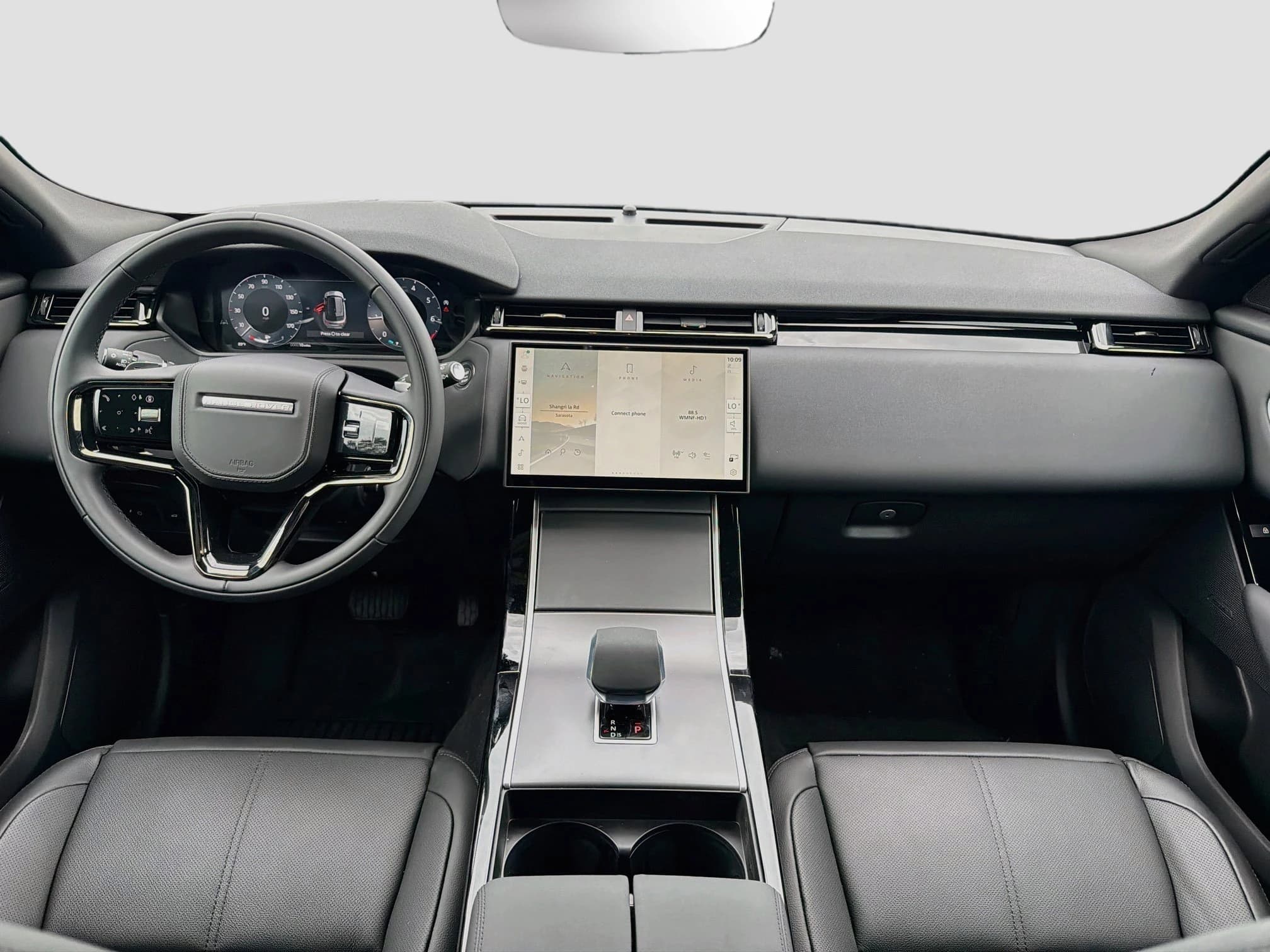 Land Rover Range Rover Velar S P250 2026 — side view