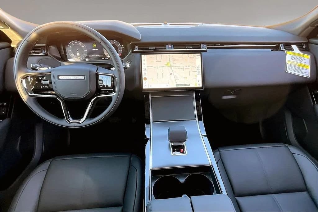 Land Rover Range Rover Velar S P250 2026 — side view