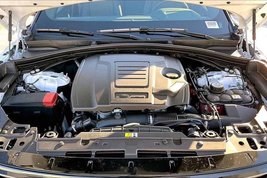 Land Rover Range Rover Velar S P250 2026 — side view