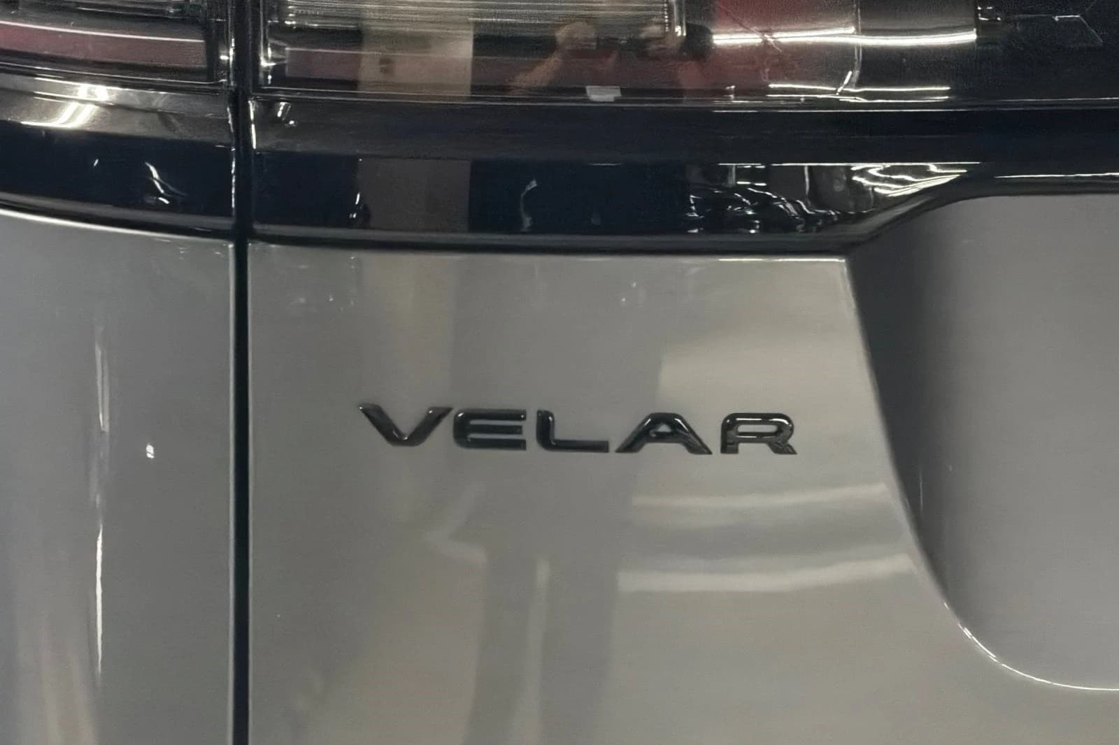 Land Rover Range Rover Velar S P250 2026 — side view