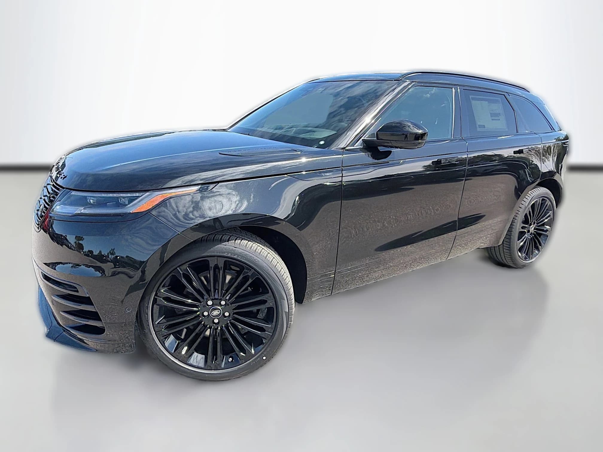 Land Rover Range Rover Velar Dynamic SE P400 2026 — side view