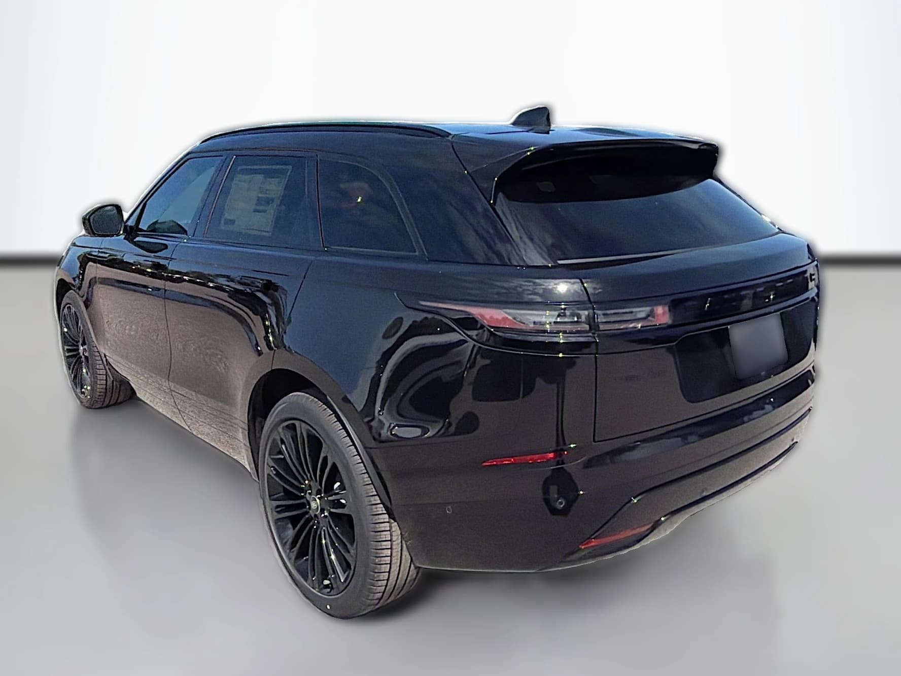 Land Rover Range Rover Velar Dynamic SE P400 2026 — side view
