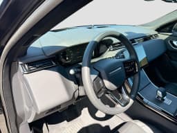 Land Rover Range Rover Velar Dynamic SE P400 2026 — side view