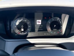 Land Rover Range Rover Velar Dynamic SE P400 2026 — side view
