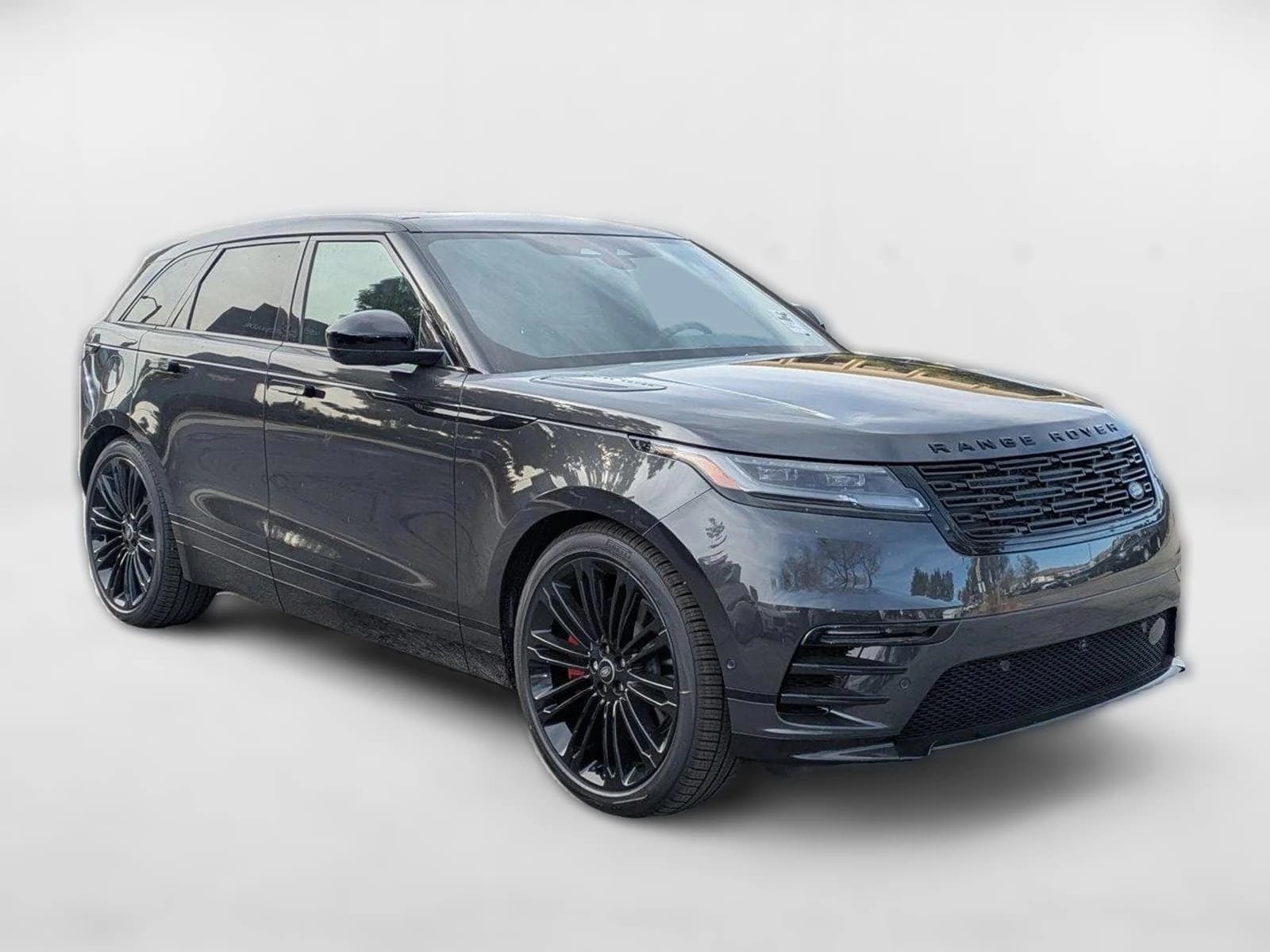 Land Rover Range Rover Velar Dynamic HSE P400 2025 — side view