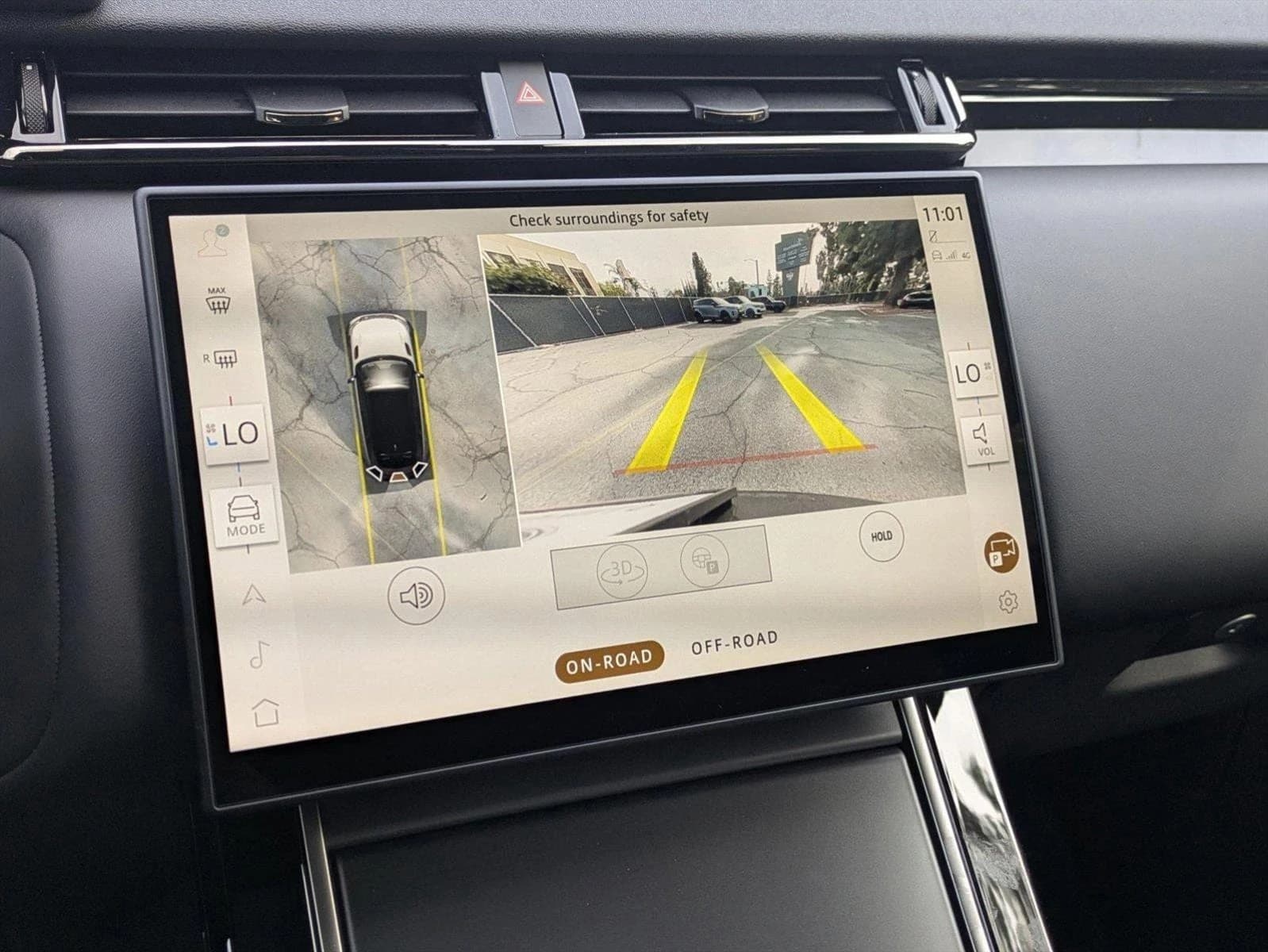 Land Rover Range Rover Velar Dynamic HSE P400 2025 — side view