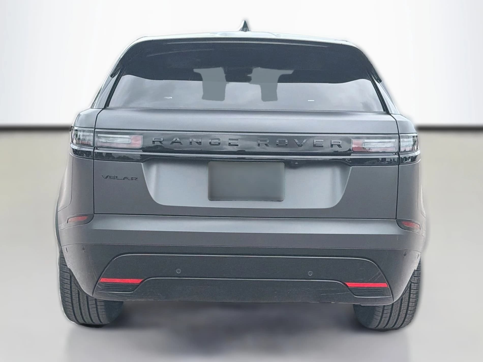 Land Rover Range Rover Velar Belgravia Edition Satin P400 2026 — side view