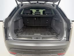 Land Rover Range Rover Velar Belgravia Edition Satin P400 2026 — side view