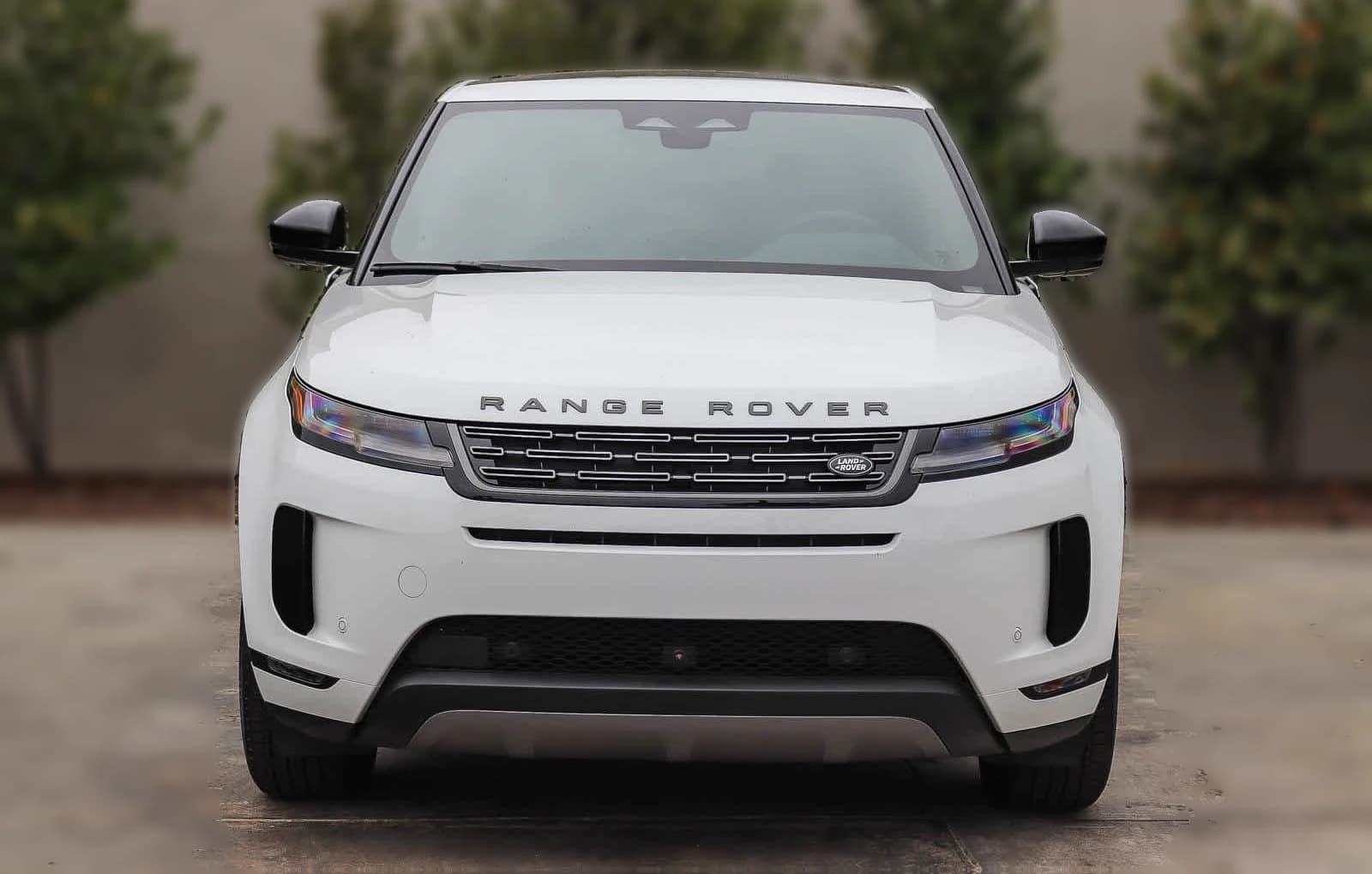 Land Rover Range Rover Evoque Core S AWD 2026 — side view