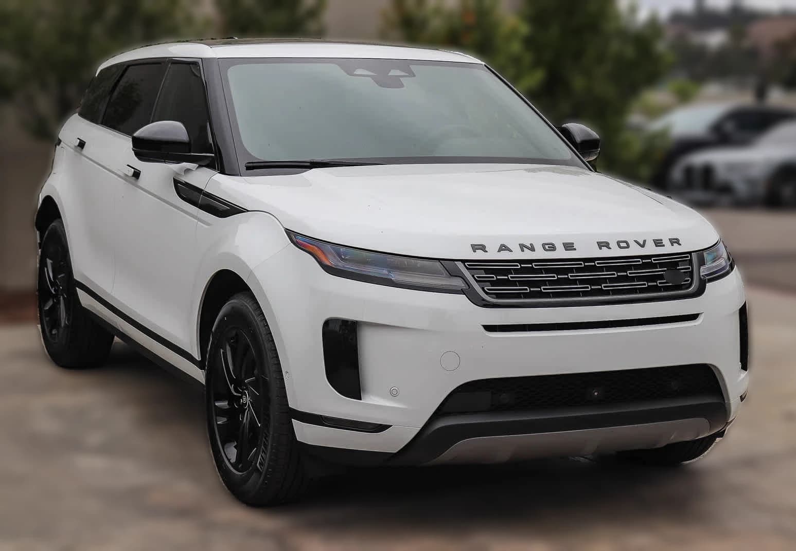Land Rover Range Rover Evoque Core S AWD 2026 — side view