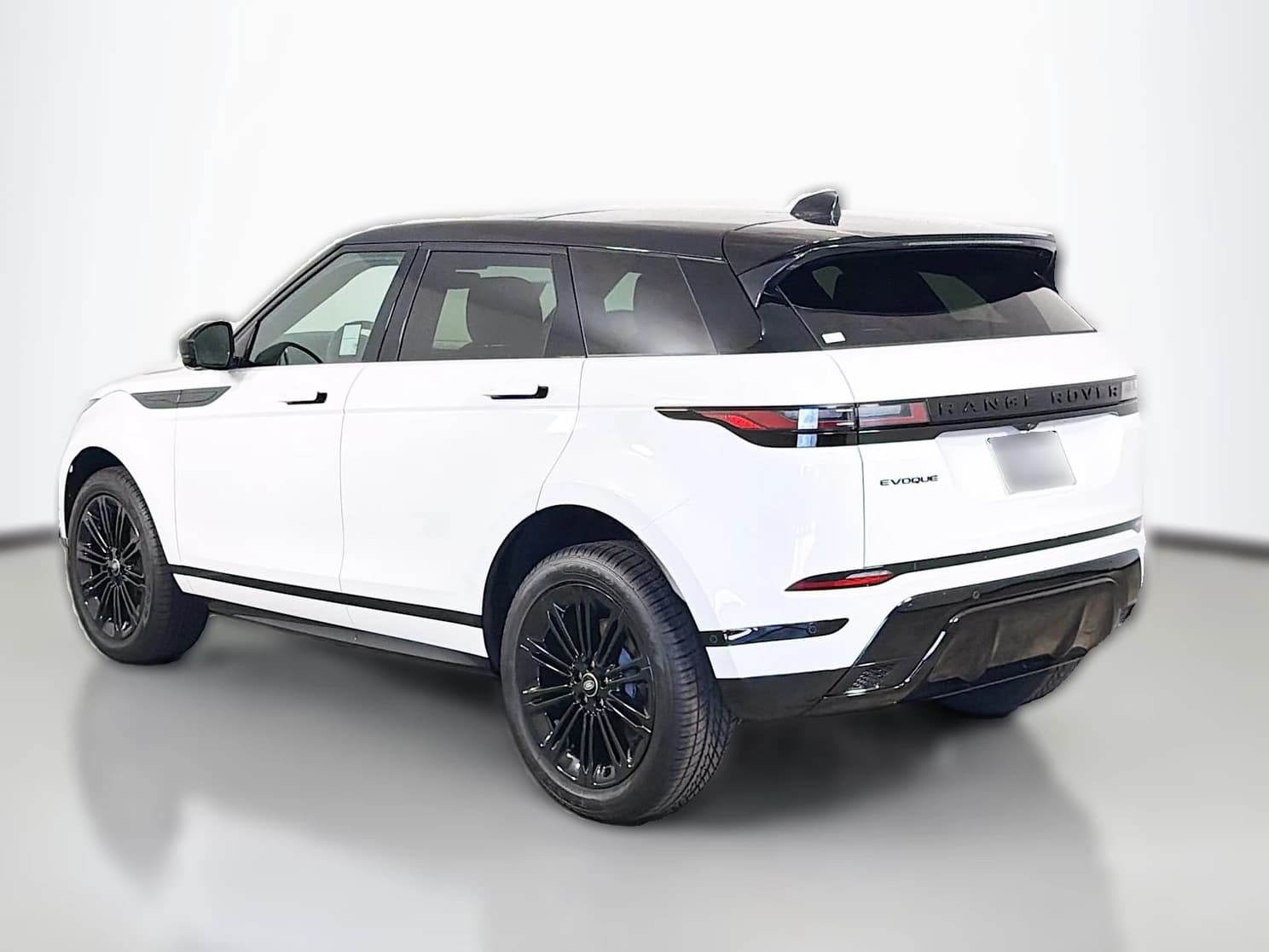 Land Rover Range Rover Evoque Dynamic SE AWD 2026 — side view