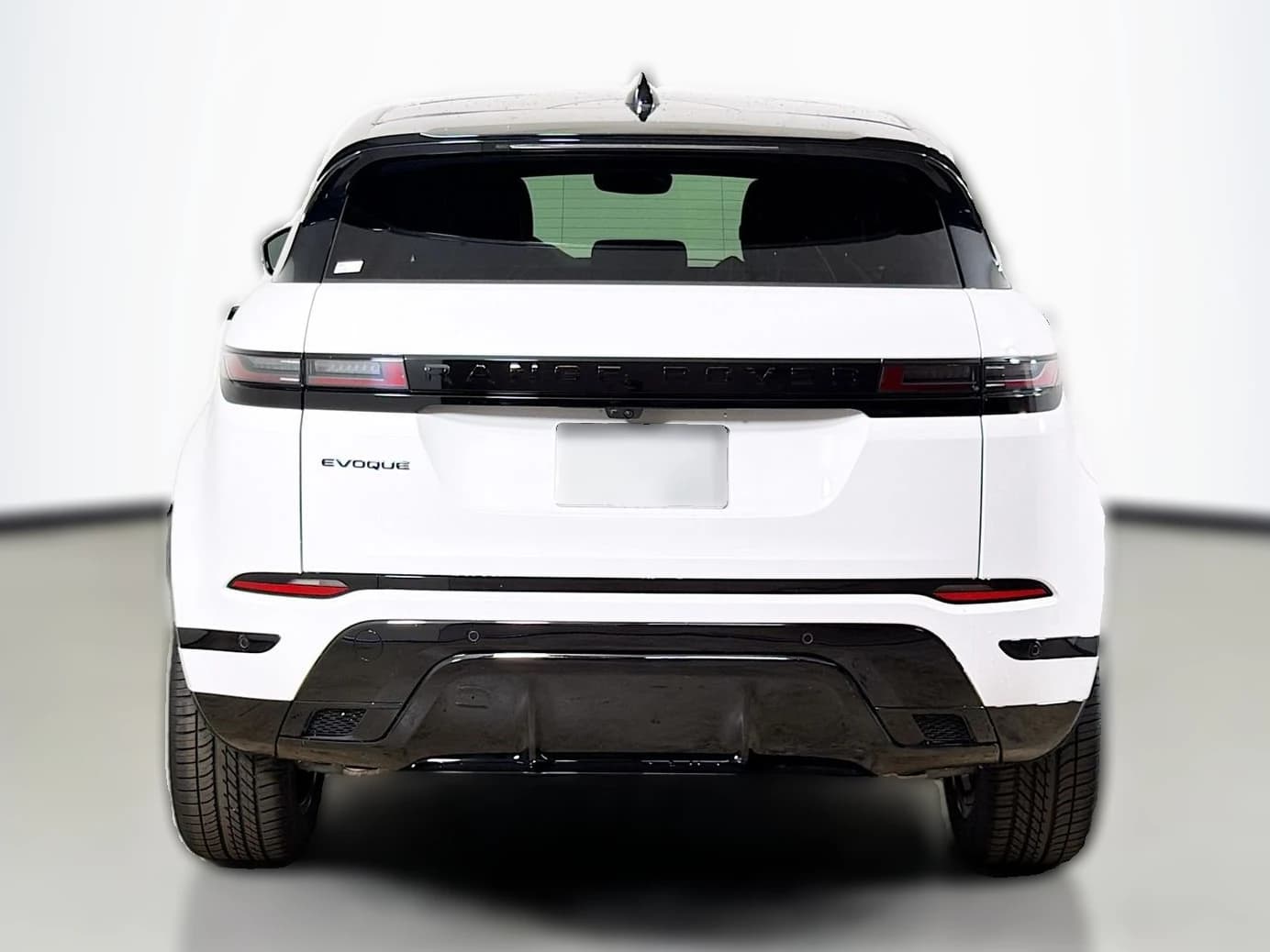 Land Rover Range Rover Evoque Dynamic SE AWD 2026 — side view