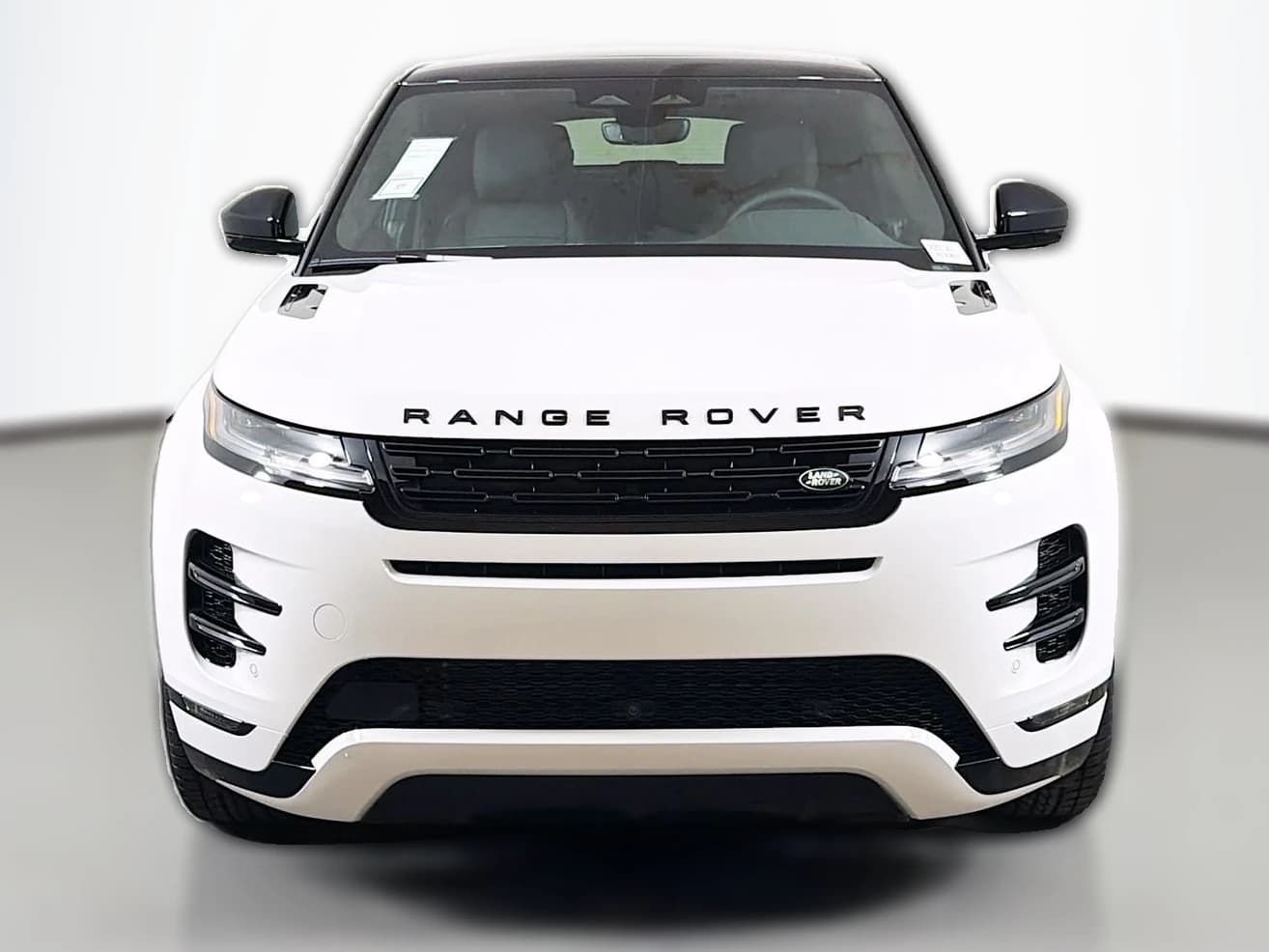 Land Rover Range Rover Evoque Dynamic SE AWD 2026 — side view