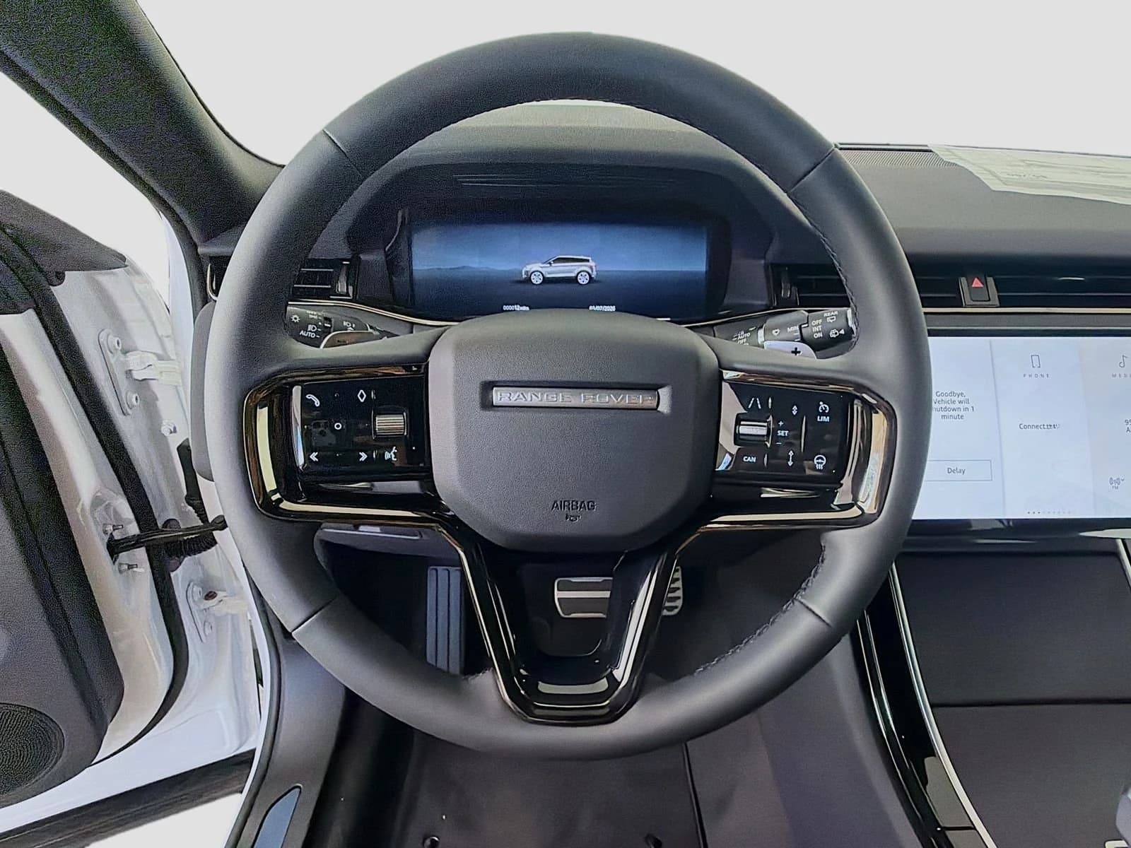 Land Rover Range Rover Evoque Dynamic SE AWD 2026 — side view