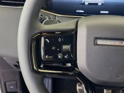 Land Rover Range Rover Evoque Dynamic SE AWD 2026 — side view