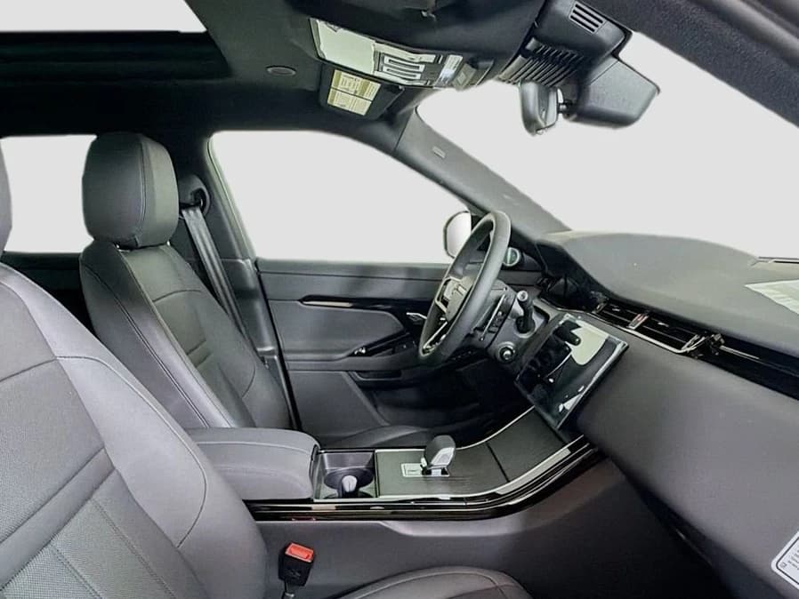 Land Rover Range Rover Evoque Dynamic SE AWD 2026 — side view