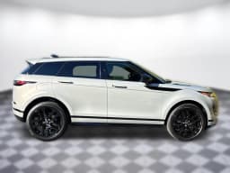 Land Rover Range Rover Evoque Dynamic SE AWD 2026 — side view