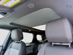 Land Rover Range Rover Evoque Hoxton Edition AWD 2026 — side view