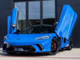 McLaren GTS Performance Coupe 2025 — side view