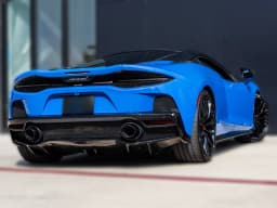 McLaren GTS Performance Coupe 2025 — side view