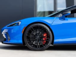 McLaren GTS Performance Coupe 2025 — side view