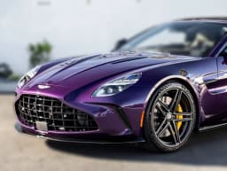 Aston Martin Vantage Base Roadster 2026 — side view