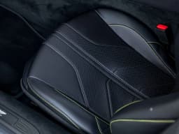 Aston Martin Vantage Base Roadster 2026 — side view