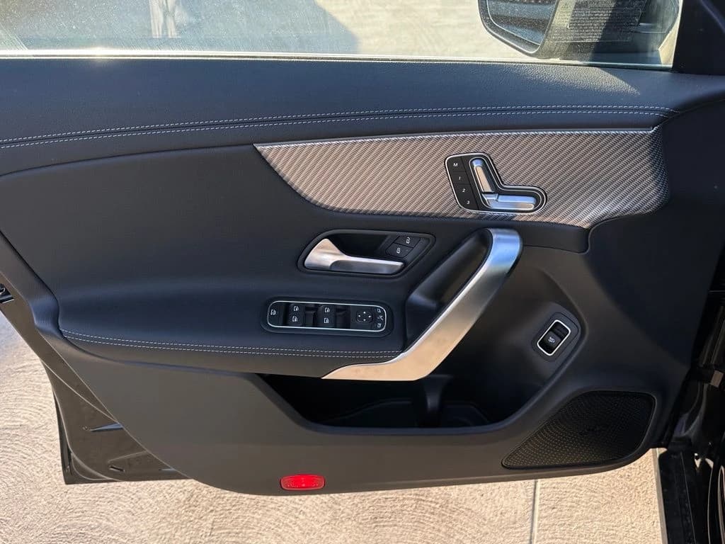 Mercedes-Benz CLA CLA 250 Coupe 2025 — side view