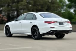 Mercedes-Benz S-Class S 500 4MATIC Sedan 2026 — side view