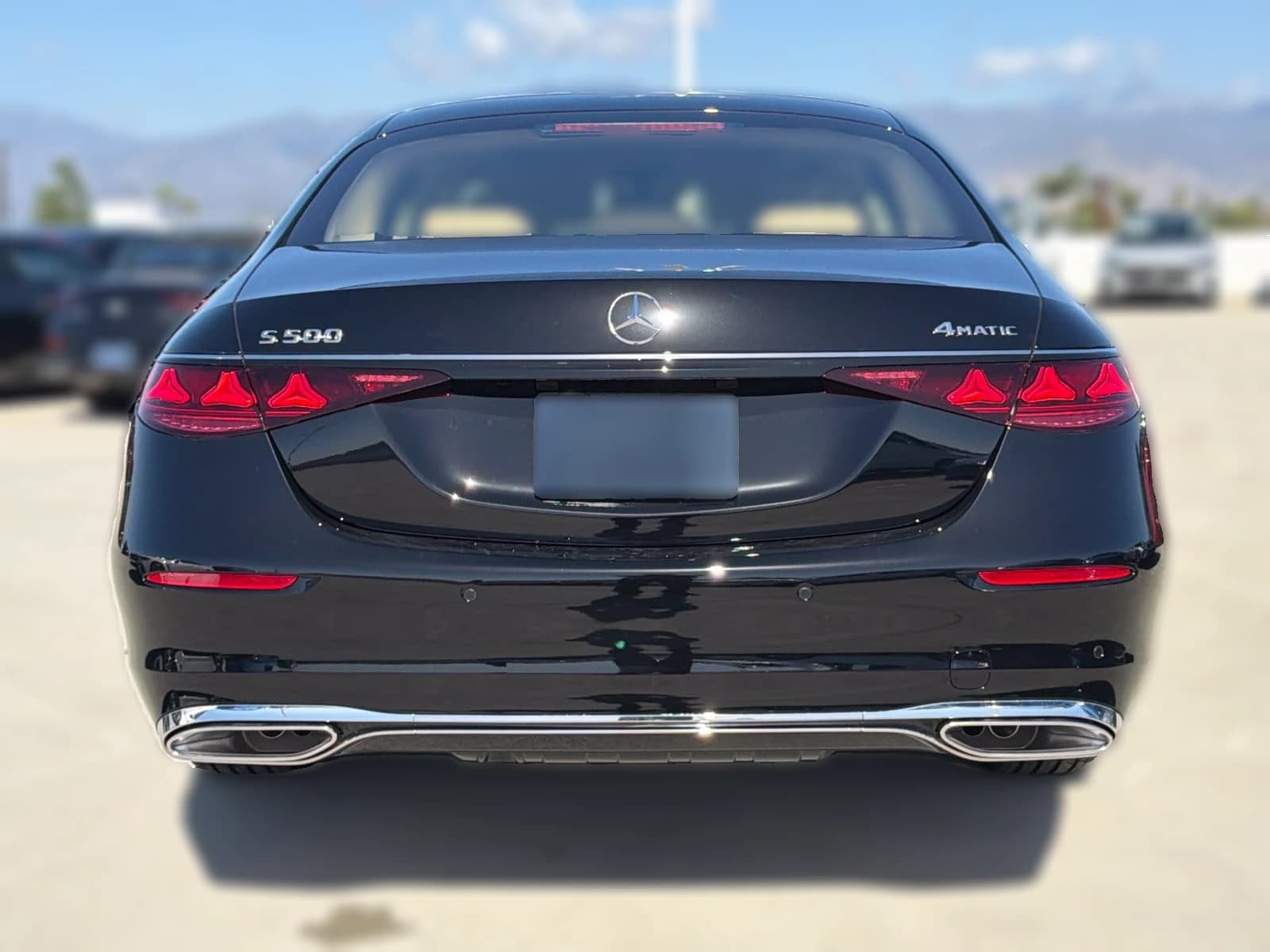 Mercedes-Benz S-Class S 500 4MATIC Sedan 2027 — side view