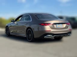 Mercedes-Benz S-Class S 580 4MATIC Sedan 2027 — side view