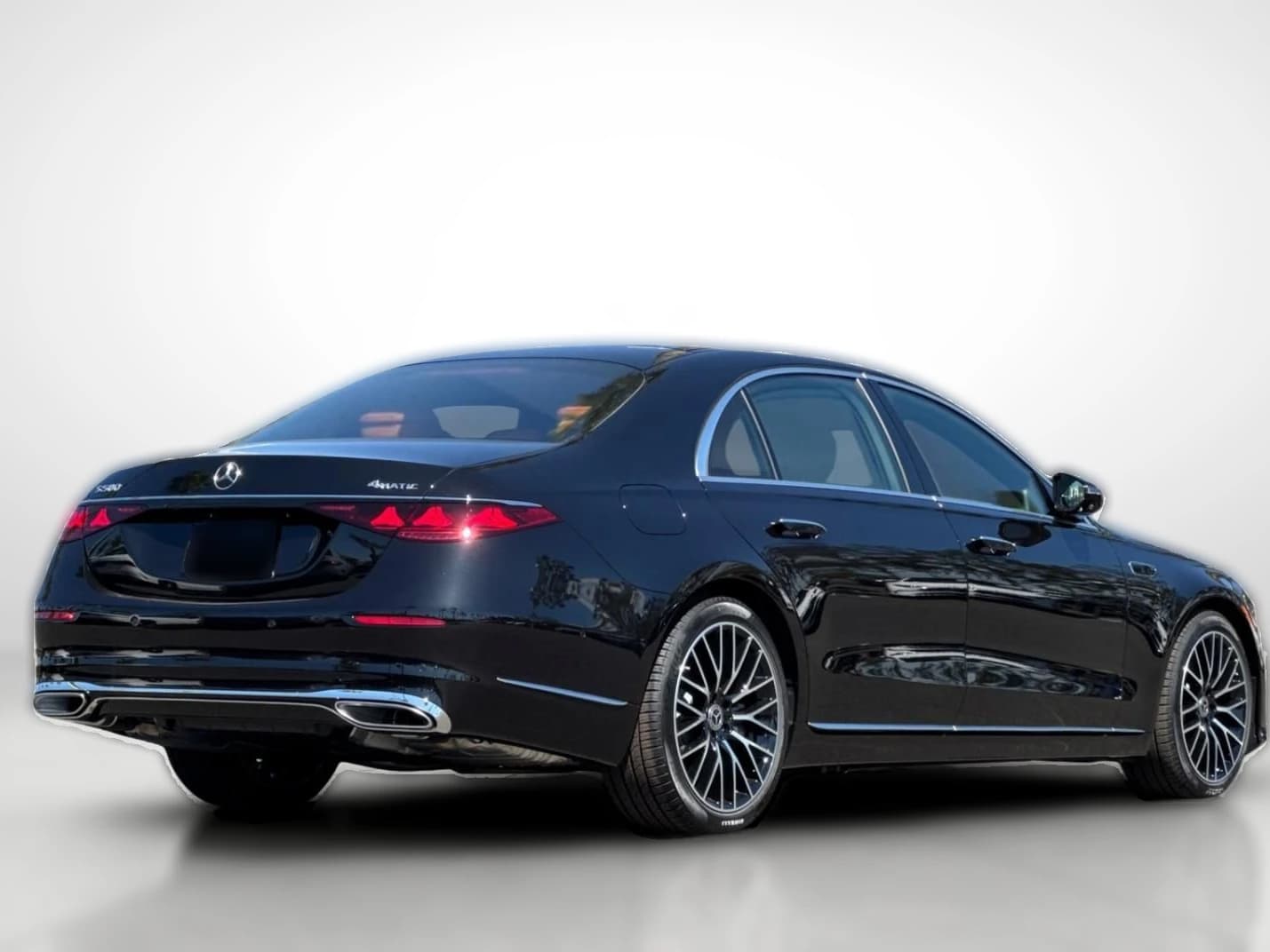 Mercedes-Benz S-Class S 580 4MATIC Sedan 2027 — side view