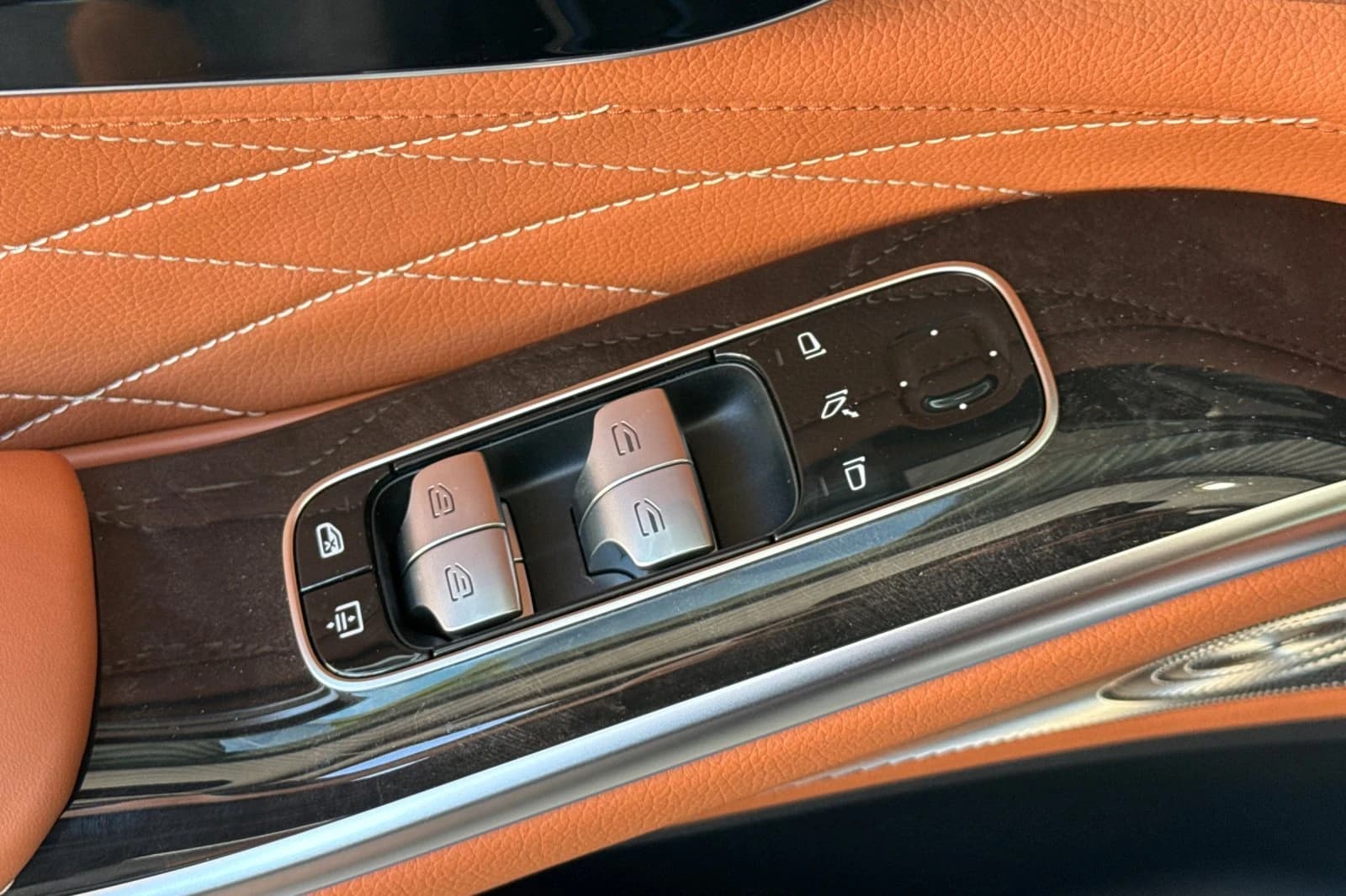 Mercedes-Benz S-Class S 580 4MATIC Sedan 2027 — side view