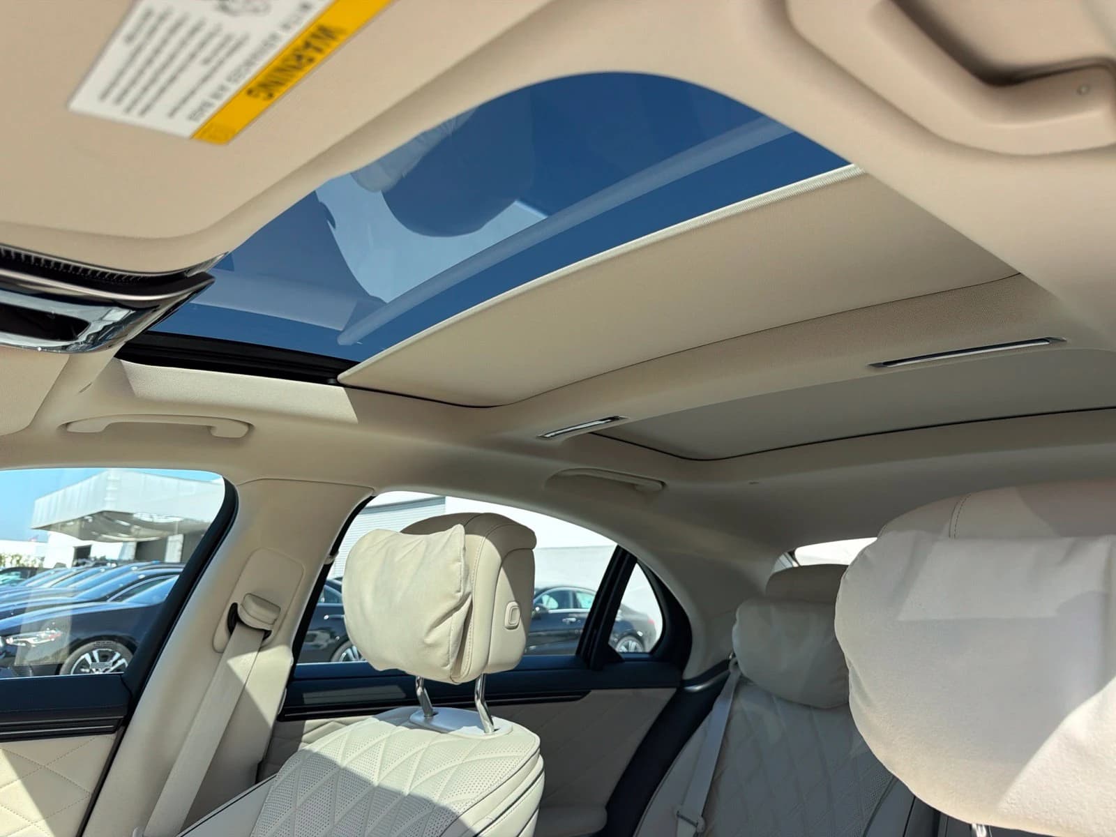 Mercedes-Benz S-Class S 580 4MATIC Sedan 2027 — side view