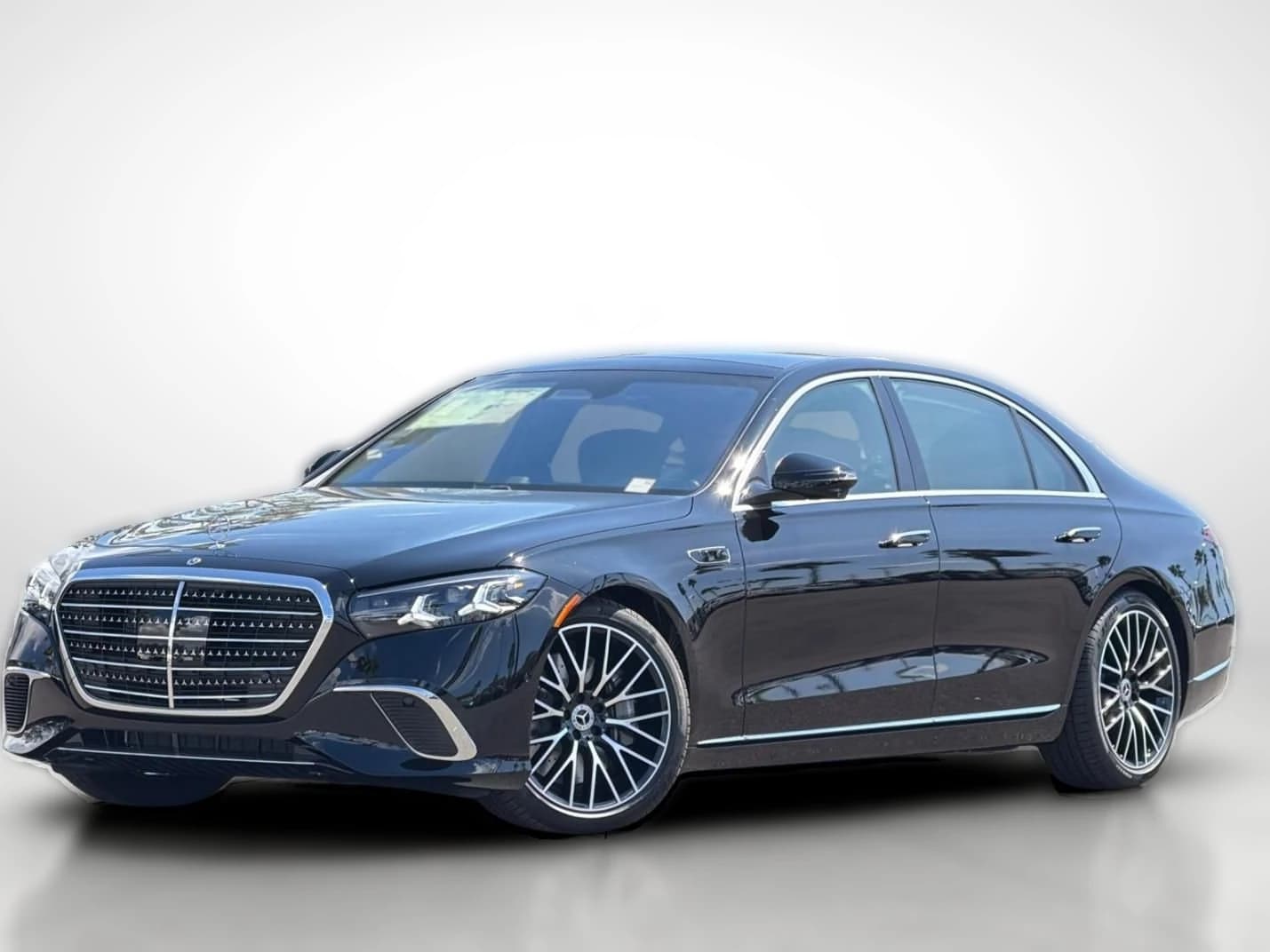 Mercedes-Benz S-Class S 580 4MATIC Sedan 2027 — side view