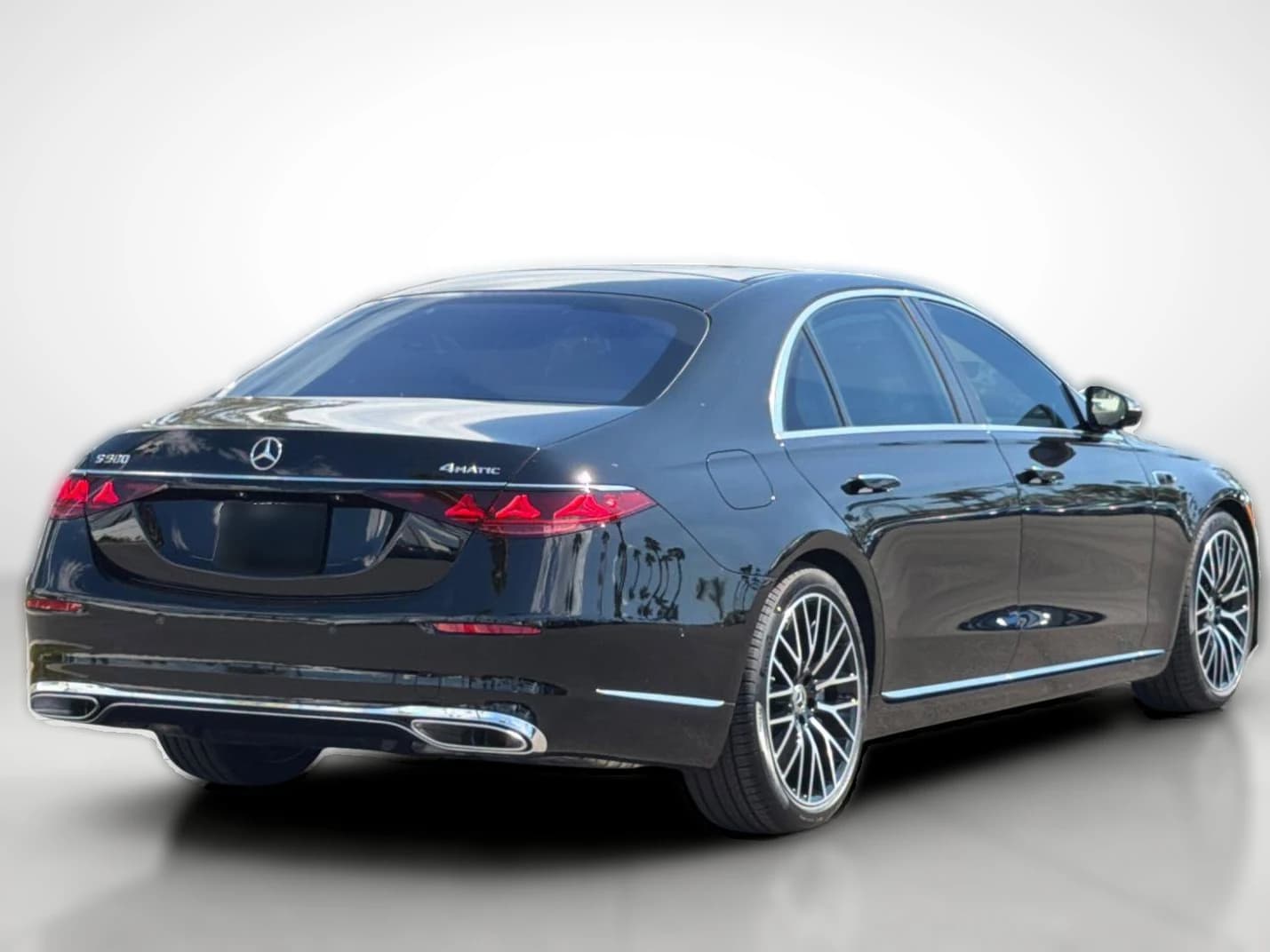 Mercedes-Benz S-Class S 580 4MATIC Sedan 2027 — side view