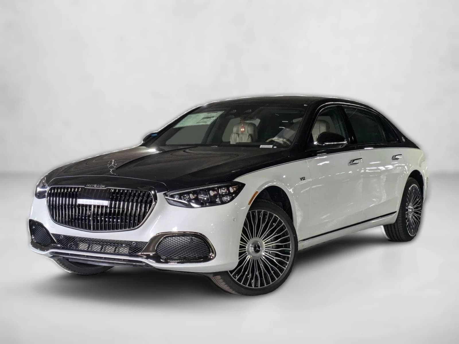 Mercedes-Benz S-Class Maybach S 680 4MATIC Sedan 2025 — side view