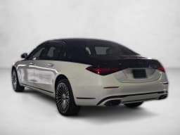 Mercedes-Benz S-Class Maybach S 680 4MATIC Sedan 2025 — side view