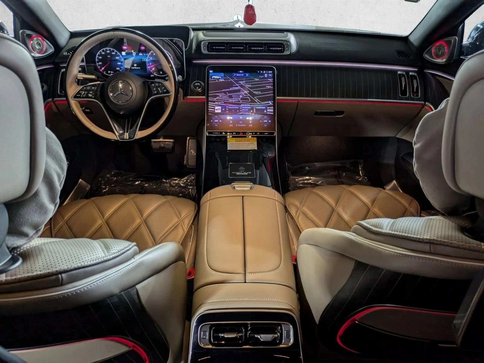 Mercedes-Benz S-Class Maybach S 680 4MATIC Sedan 2025 — side view