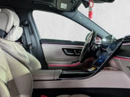 Mercedes-Benz S-Class Maybach S 680 4MATIC Sedan 2025 — side view