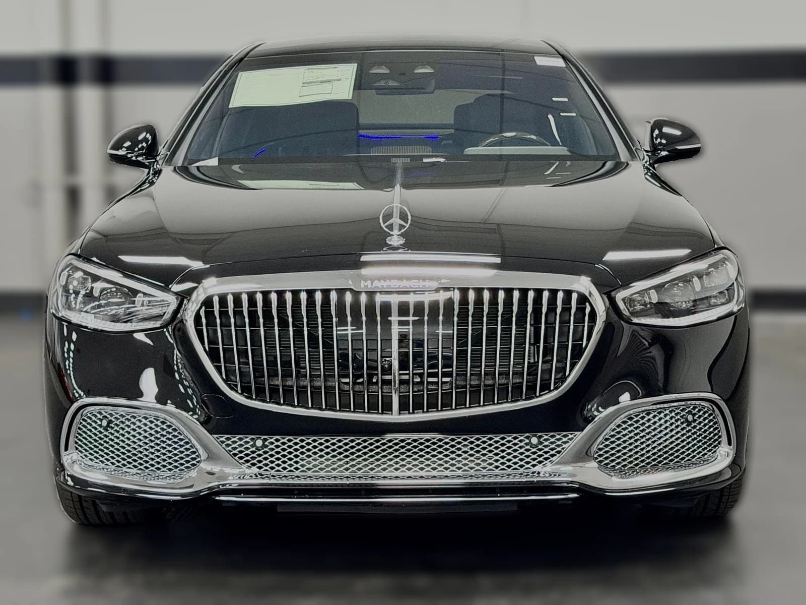 Mercedes-Benz S-Class Maybach S 680 4MATIC Sedan 2026 — side view