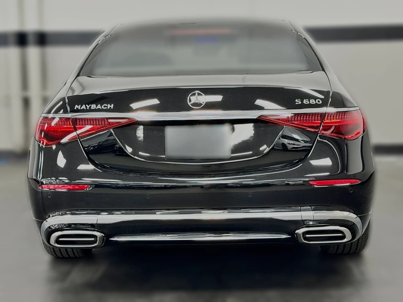 Mercedes-Benz S-Class Maybach S 680 4MATIC Sedan 2026 — side view