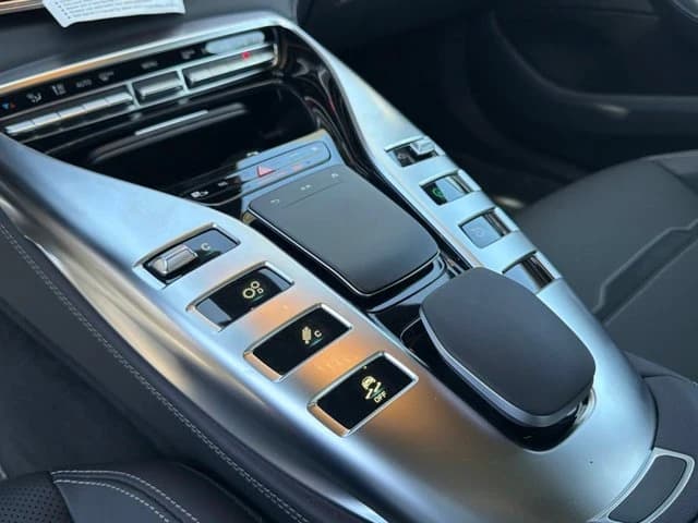 Mercedes-Benz AMG GT AMG GT 43 4-Door Coupe 2026 — side view