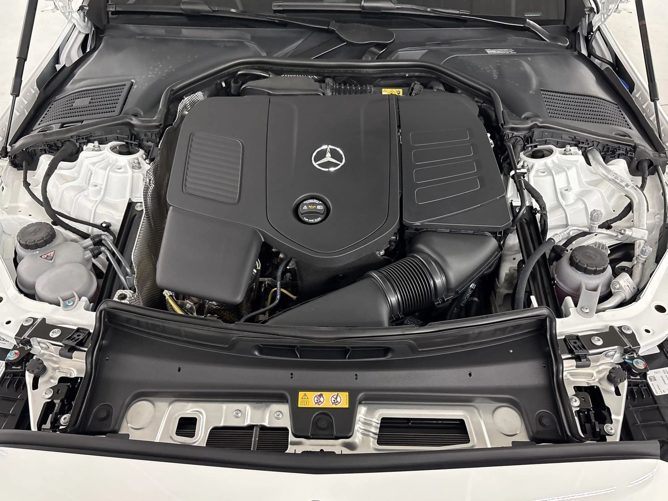 Mercedes-Benz C-Class C 300 4MATIC Sedan 2026 — side view