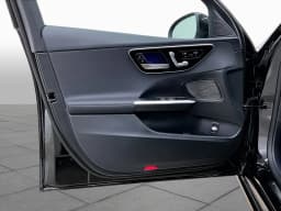 Mercedes-Benz C-Class C 300 4MATIC Sedan 2026 — side view