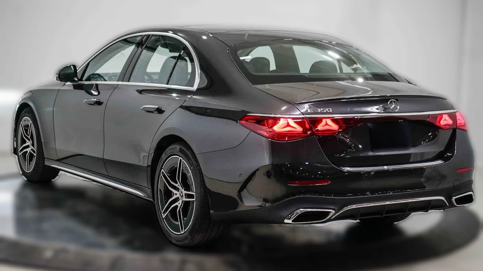 Mercedes-Benz E-Class E 350 RWD Sedan 2026 — side view